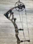Bowtech Carbon One Flat Dark Earth 60-70# Right Handed 25.5-30.5qa