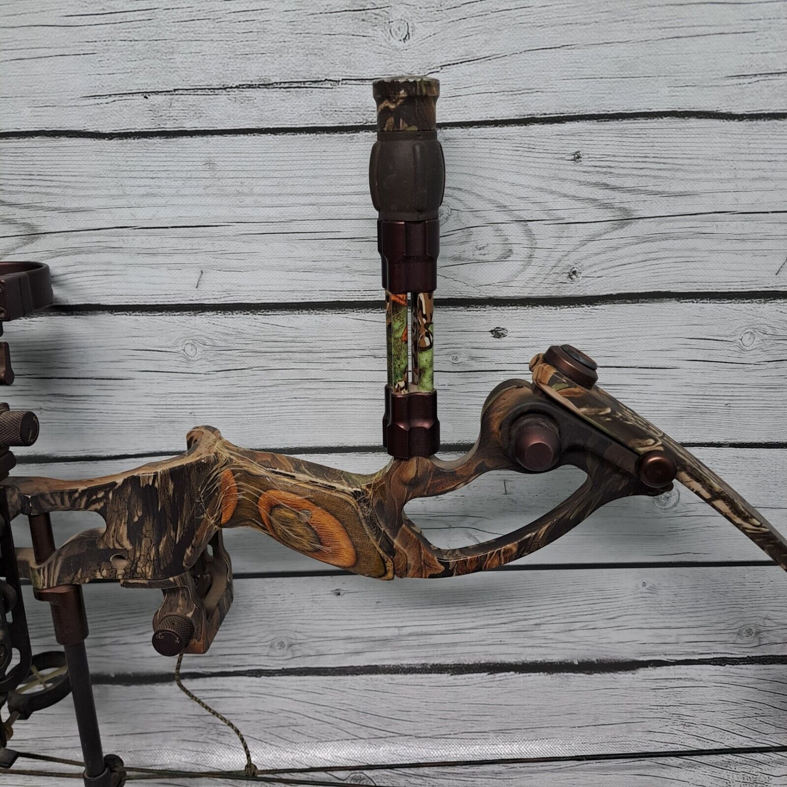 Kodiak Outdoor Compound Bow Logic 32 Right Handed 14