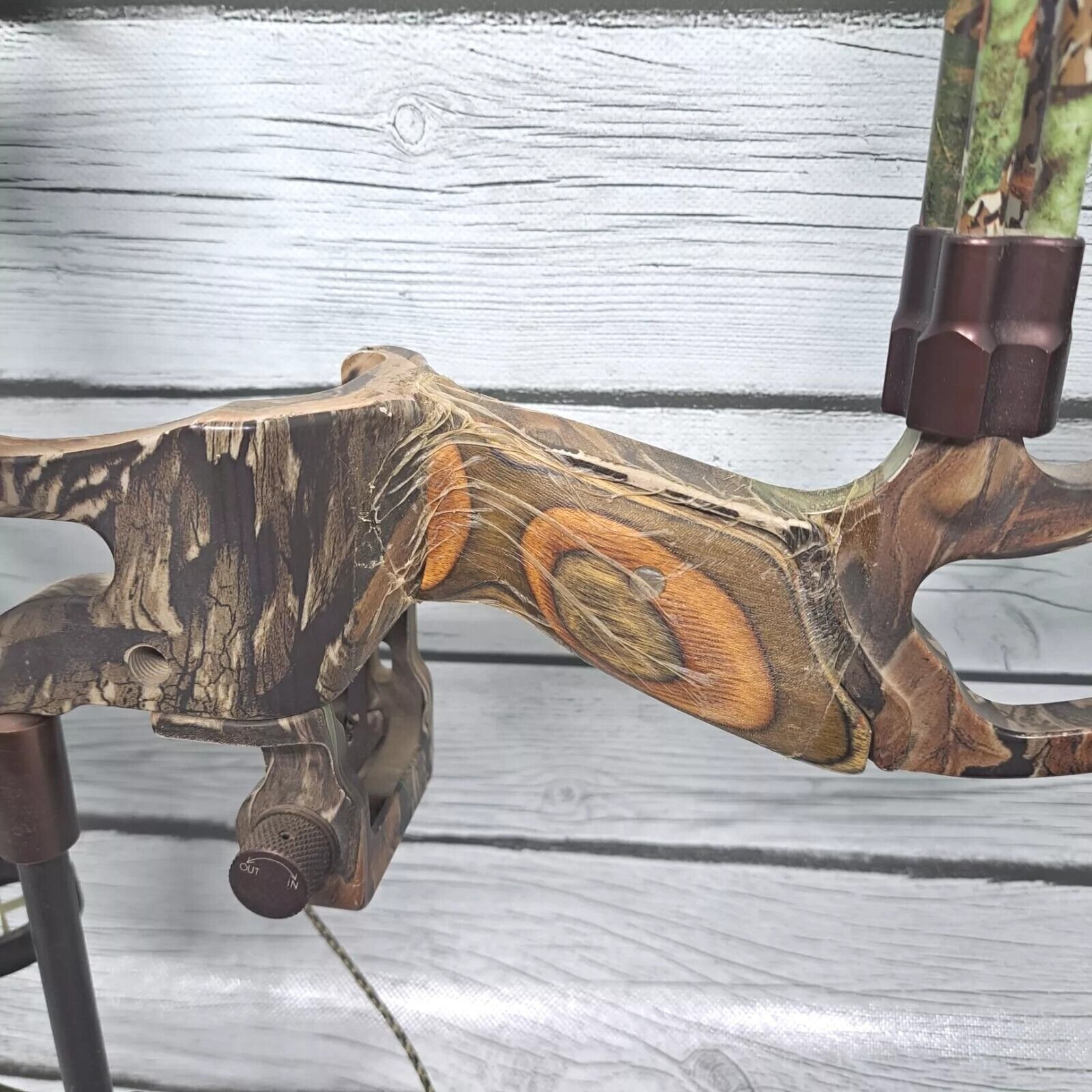 Kodiak Outdoor Compound Bow Logic 32 Right Handed 19