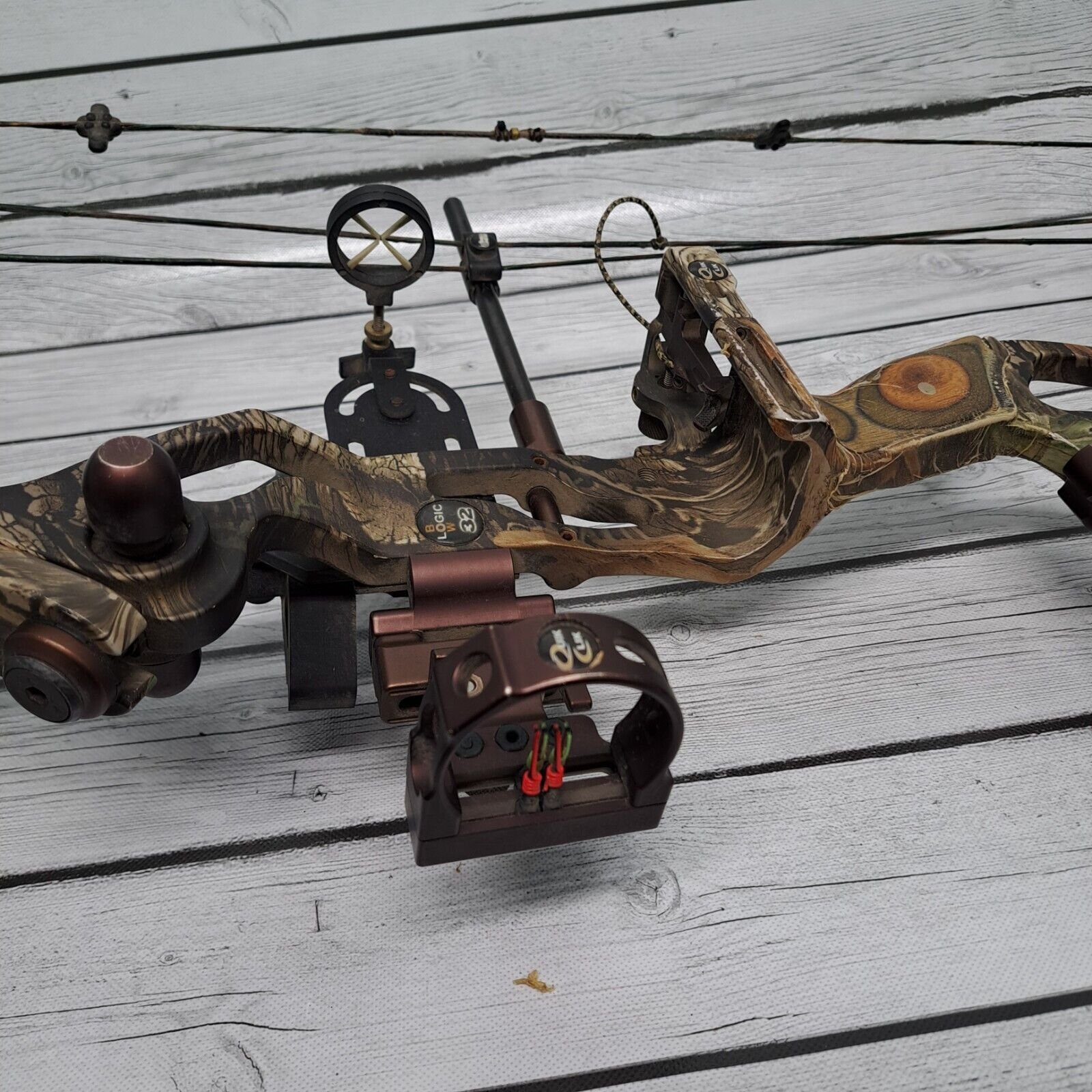 Kodiak Outdoor Compound Bow Logic 32 Right Handed 8