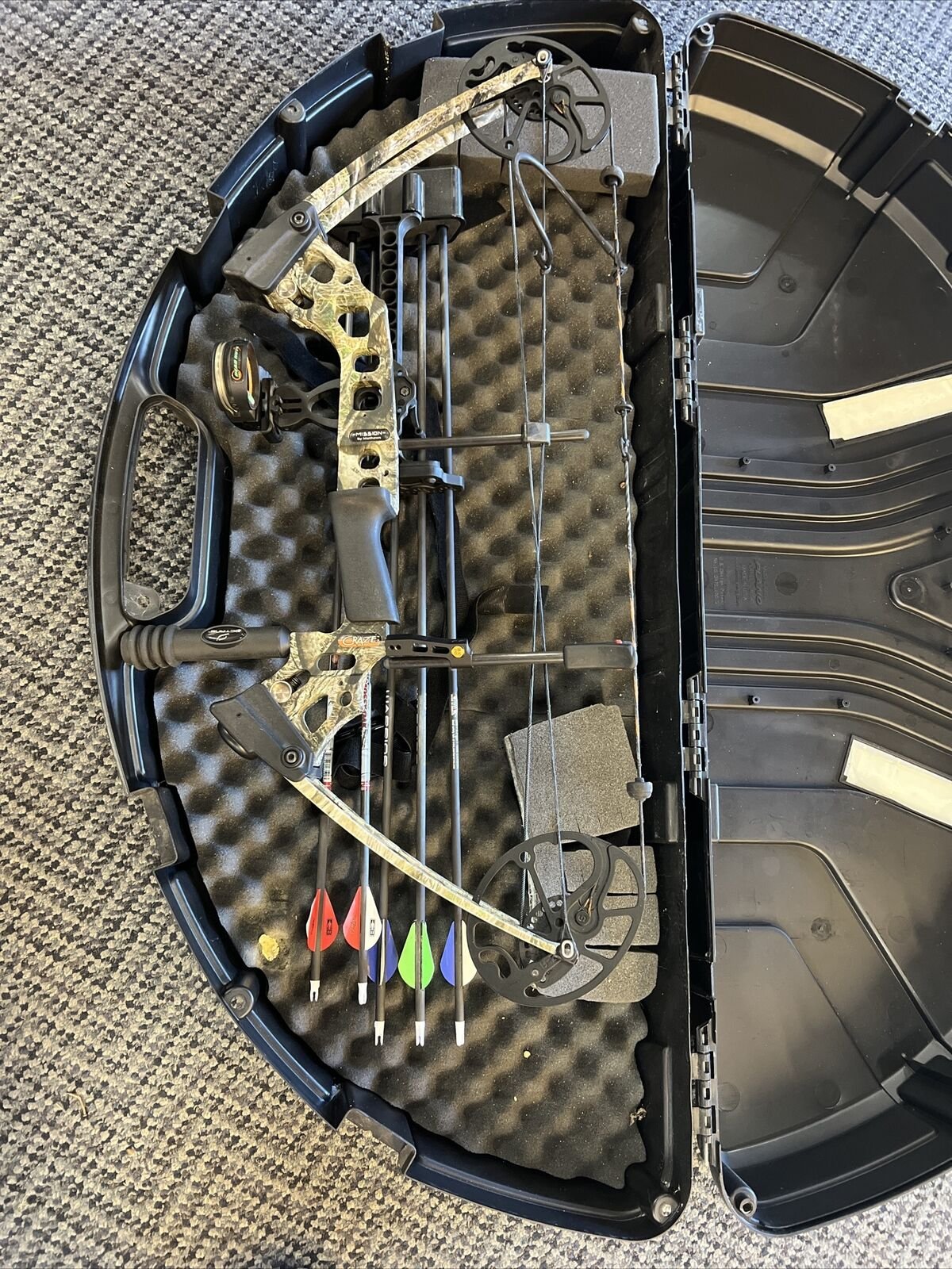 MISSION CRAZE BOW right hand FULLY LOADED 5